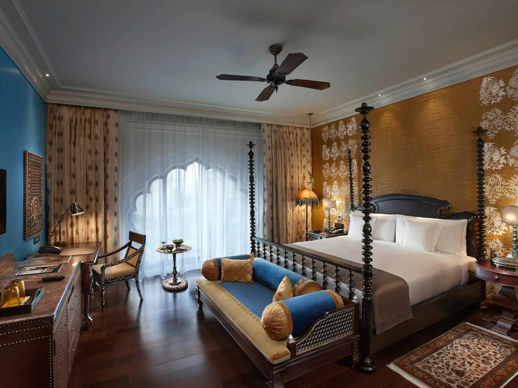 Hotel Hotel Grand Rosewood Near Delhi Igi Airport 4*